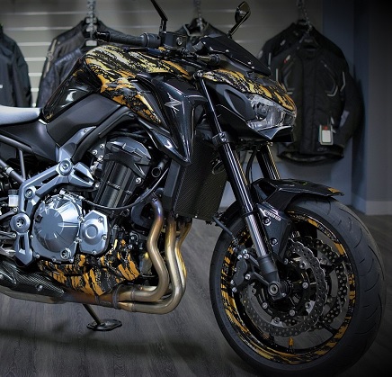 Kawasaki Z900 Gold Magma 100%2-Roues