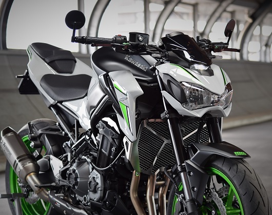 Kawasaki Z900 100% Custom Edition White