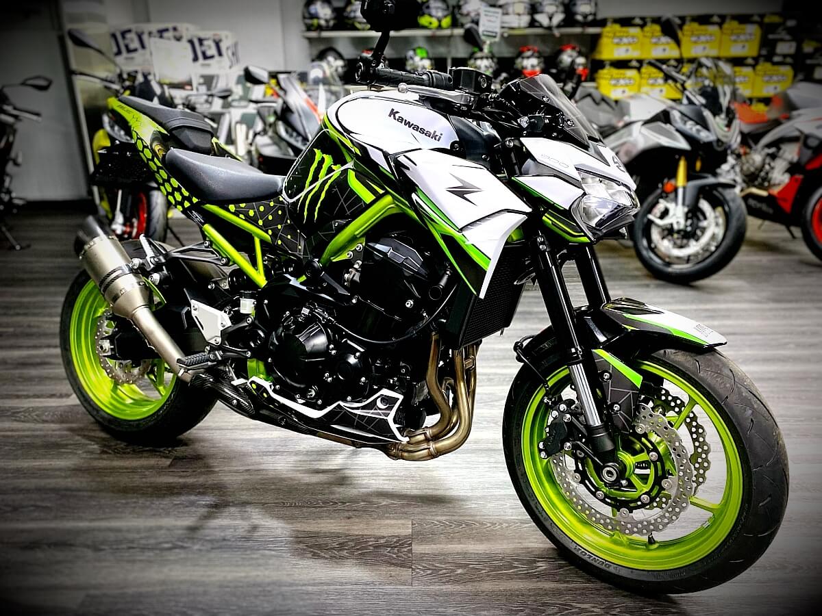 Kawasaki Z900 2021 River Monster